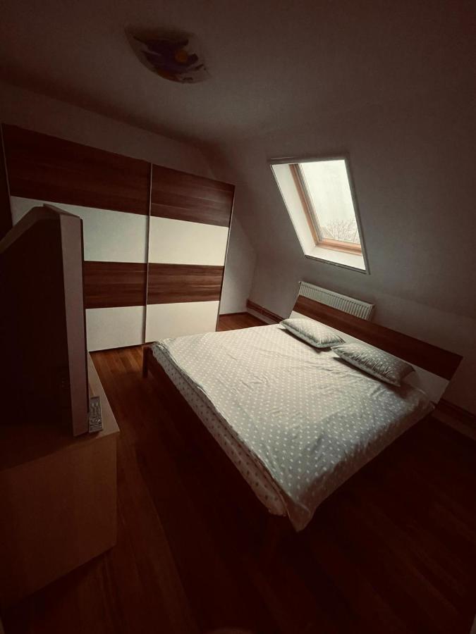 Casa Verde Foeni Ngoại thất bức ảnh